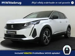 Wit, metallic lak Gebruikt 2022 Peugeot 3008 GT SUV | € 29.925 (Eerlijke prijs)