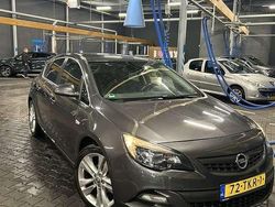 Grijs Gebruikt 2012 Opel Astra Sport Hatchback | € 4.400 (Eerlijke prijs)