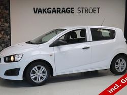 Wit Gebruikt 2012 Chevrolet Aveo LS Hatchback | € 3.999 (Eerlijke prijs)