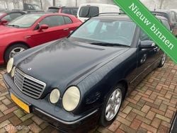 Zwart Gebruikt 2002 Mercedes 240 Avantgarde Stationwagen | € 1.500 (Super prijs)