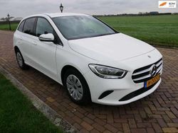 Wit Gebruikt 2020 Mercedes B200 MPV | € 8.699 (Super prijs)