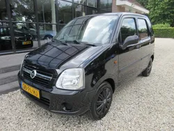 Zwart Gebruikt 2004 Opel Agila Hatchback | € 1.750 (Iets duurder)