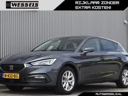 Grijs Gebruikt 2020 Seat Leon Style Hatchback | € 15.950 (Eerlijke prijs)