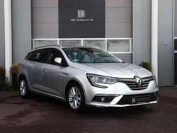 , metallic lak Gebruikt 2017 Renault Mégane GT Line GT-Line Stationwagen | € 16.450 (Eerlijke prijs)