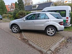 Grijs Gebruikt 2005 Mercedes 350 SUV | € 7.750 (Eerlijke prijs)