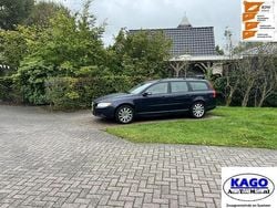 Blauw Gebruikt 2009 Volvo V70 Momentum Stationwagen | € 5.450