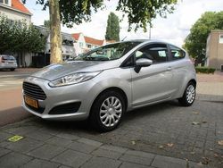 Grijs Gebruikt 2016 Ford Fiesta Style Hatchback | € 6.985 (Eerlijke prijs)