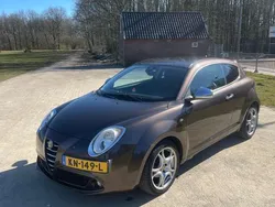 Bruin Gebruikt 2011 Alfa Romeo MiTo Distinctive Hatchback | € 5.750 (Eerlijke prijs)