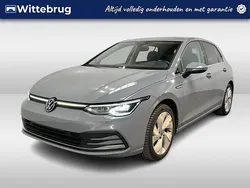 Grijs Gebruikt 2023 VW Golf VIII Style Hatchback | € 28.450 (Goede deal)