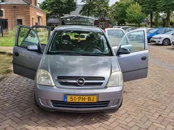 Grijs Gebruikt 2004 Opel Meriva MPV | € 500 (Eerlijke prijs)
