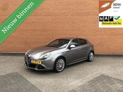 Grijs Gebruikt 2012 Alfa Romeo Giulietta Distinctive Hatchback | € 6.696 (Goede deal)