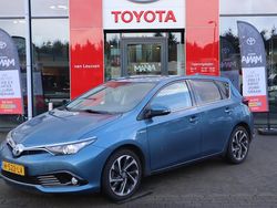 Blauw Gebruikt 2016 Toyota Auris Hybrid Hatchback | € 14.400 (Eerlijke prijs)