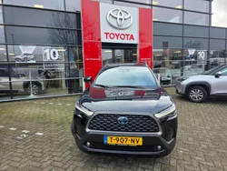 Zwart Gebruikt 2023 Toyota Corolla Cross SUV | € 33.950 (Eerlijke prijs)