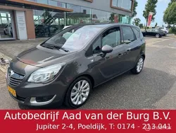 Grijs, metallic lak Gebruikt 2014 Opel Meriva Business MPV | € 7.950 (Eerlijke prijs)