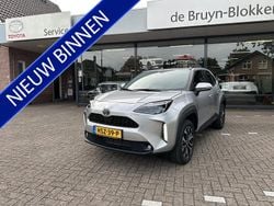 Zwart Nieuw 2025 Toyota Yaris Cross Executive SUV | € 32.900 (Eerlijke prijs)