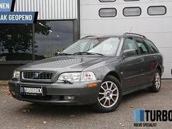 Grijs Gebruikt 2003 Volvo V40 Stationwagen | € 2.495 (Iets duurder)
