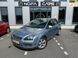 Blauw Gebruikt 2005 Ford Focus Sedan | € 1.750 (Goede deal)
