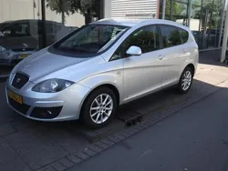 Grijs Gebruikt 2011 Seat Altea XL Copa MPV | € 6.750 (Eerlijke prijs)