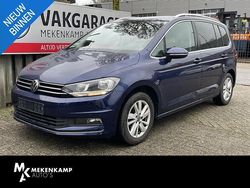 Blauw Gebruikt 2021 VW Touran Highline MPV | € 27.950 (Goede deal)