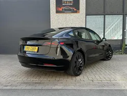 Zwart Gebruikt 2022 Tesla Model 3 Performance Sedan | € 33.999 (Eerlijke prijs)
