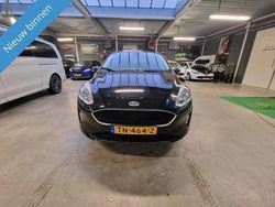 Zwart Gebruikt 2018 Ford Fiesta Trend Hatchback | € 10.450 (Eerlijke prijs)