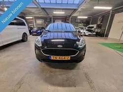 Zwart Gebruikt 2018 Ford Fiesta Trend Hatchback | € 10.750 (Eerlijke prijs)