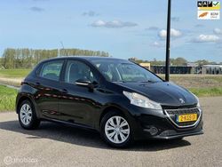 Zwart Gebruikt 2013 Peugeot 208 Active Hatchback | € 3.750 (Eerlijke prijs)