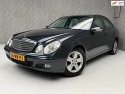 Zwart Gebruikt 2004 Mercedes E240 Classic Sedan | € 3.950 (Goede deal)
