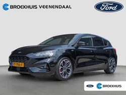 Zwart Gebruikt 2018 Ford Focus ST-Line Hatchback | € 16.900 (Duur)
