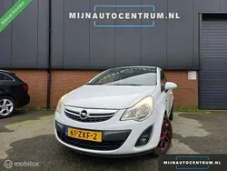 Wit Gebruikt 2013 Opel Corsa Color Edition Hatchback | € 1.799 (Super prijs)