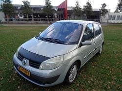 Grijs Gebruikt 2003 Renault Scénic MPV | € 1.250 (Eerlijke prijs)