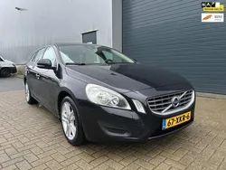 Zwart Gebruikt 2012 Volvo V60 Momentum Stationwagen | € 5.999 (Super prijs)