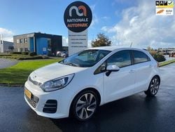Wit Gebruikt 2016 Kia Rio 2 Hatchback | € 3.250 (Goede deal)