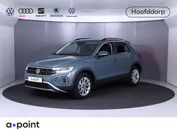 Blauw, metallic lak Gebruikt 2024 VW T-Roc Edition SUV | € 31.949 (Goede deal)