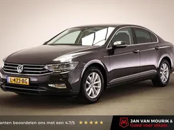 Grijs Gebruikt 2019 VW Passat Comfortline Sedan | € 22.695 (Goede deal)