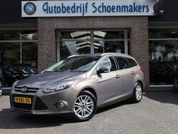 Bruin Gebruikt 2013 Ford Focus Stationwagen | € 4.445 (Eerlijke prijs)
