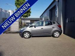 Grijs Gebruikt 2011 Kia Venga Hatchback | € 11.750 (Iets duurder)