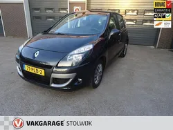 Grijs Gebruikt 2011 Renault Scénic III Expression MPV | € 5.995 (Eerlijke prijs)