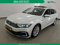 Wit Gebruikt 2020 VW Passat Business Stationwagen | € 21.850 (Eerlijke prijs)