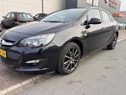 Zwart Gebruikt 2014 Opel Astra Hatchback | € 3.450 (Super prijs)