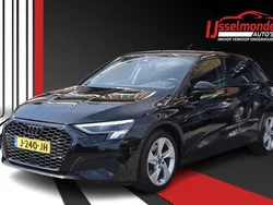 Zwart Gebruikt 2020 Audi A3 Sportback Business Hatchback | € 20.940 (Eerlijke prijs)