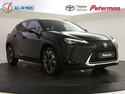 Zwart Gebruikt 2019 Lexus UX 250h Sport Line SUV | € 28.899 (Eerlijke prijs)
