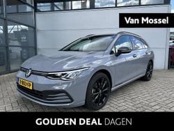 Grijs Gebruikt 2023 VW Golf VIII Business Stationwagen | € 33.900