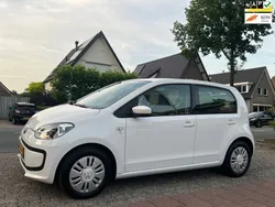Wit Gebruikt 2015 VW up! move up! Hatchback | € 7.280 (Eerlijke prijs)