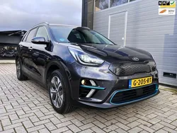 Grijs Gebruikt 2019 Kia e-Niro SUV | € 16.750 (Eerlijke prijs)