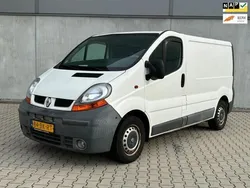 Wit Gebruikt 2003 Renault Trafic Van | € 2.950