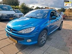 Gebruikt 2003 Peugeot 206 CC Premium Cabriolet | € 850 (Goede deal)