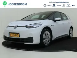 Wit Gebruikt 2023 VW ID.3 Pro Hatchback | € 21.950 (Eerlijke prijs)