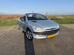 Blauw Gebruikt 2002 Peugeot 206 CC Cabriolet | € 2.499 (Eerlijke prijs)