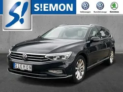 Zwart Gebruikt 2021 VW Passat Elegance Stationwagen | € 37.803